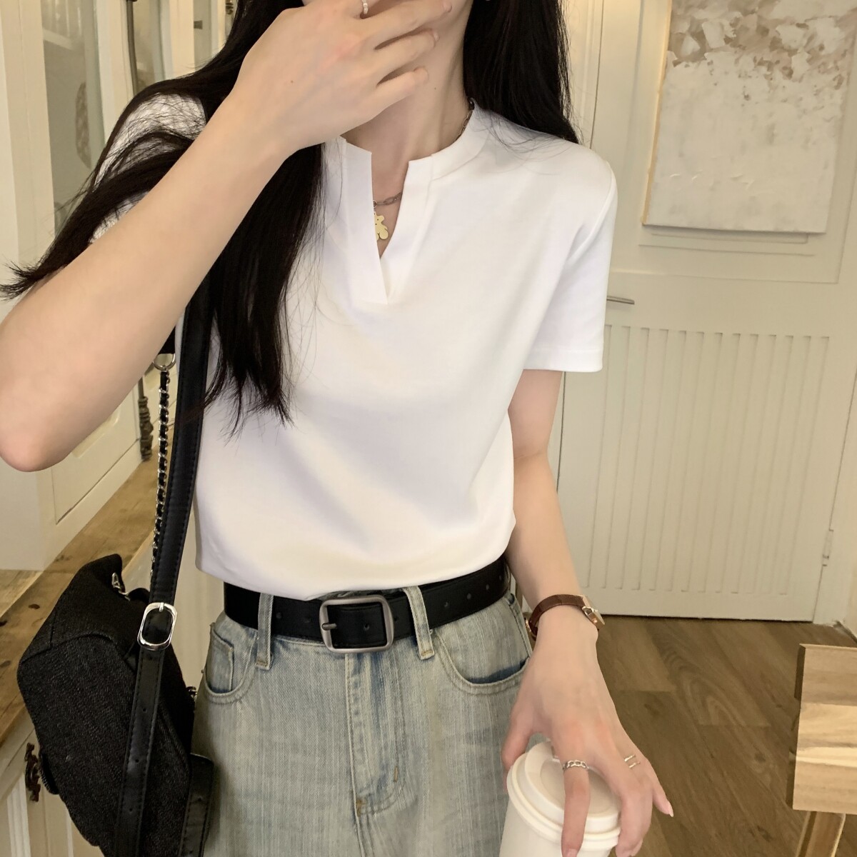 白色半开领正肩短袖T恤女夏季2025年新款韩版纯色简约百搭上衣女