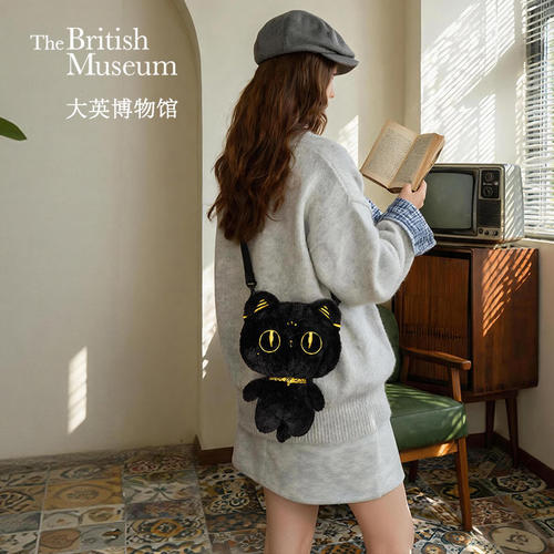 大英博物馆萌猫毛绒双肩背包