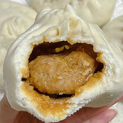 上海白玉兰面包房大肉包4个