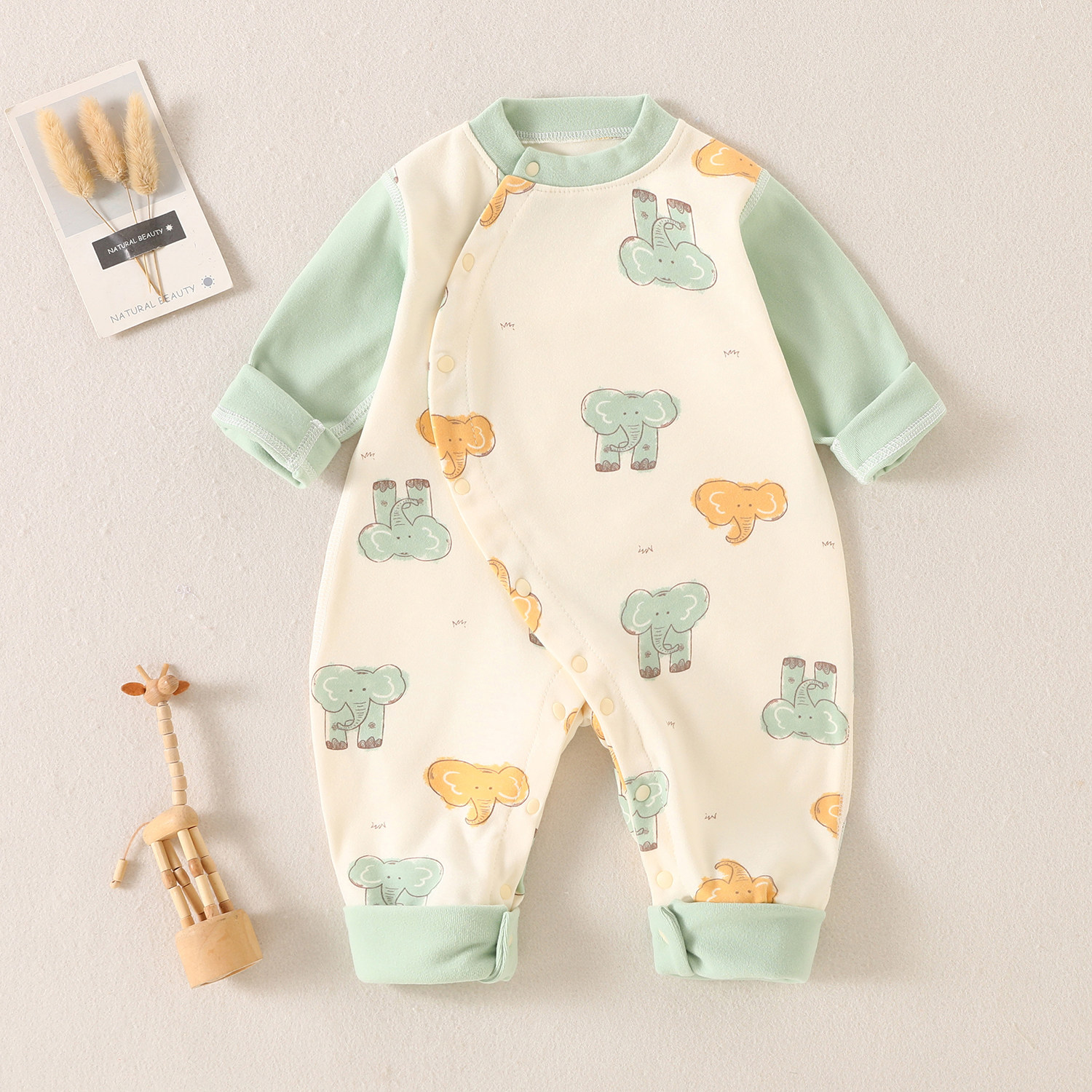 婴儿连体衣无骨斜开秋冬季哈衣