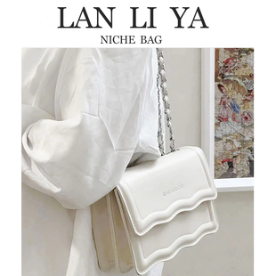兰莉娅BAG原创设计波浪小方包2025新款 高级感链条腋下包单肩斜挎