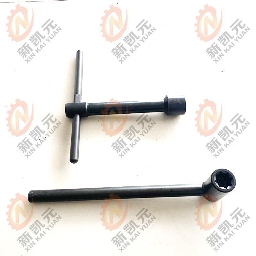 卡盘扳手刀架钥匙配件4方螺丝手杆三爪四爪立车床加长刀台加粗扳