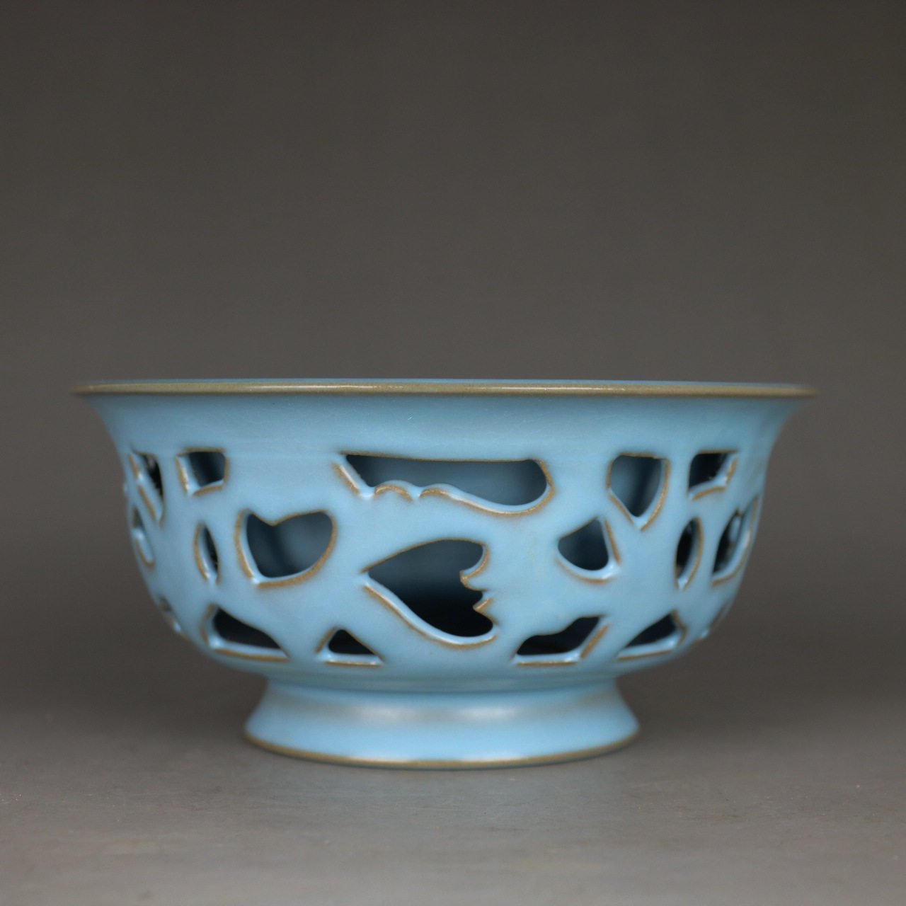 宋微宗官窑瓷天青釉汝窑双层镂空碗古瓷收藏品仿古博古架古董摆件