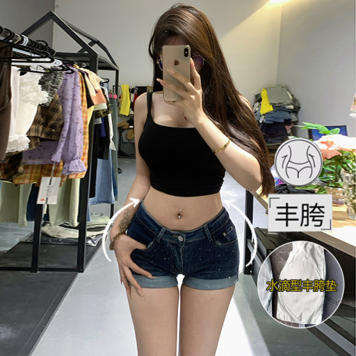 李李家性感低腰烫钻翻边丰胯牛仔短裤女26夏季新款显高显瘦热裤