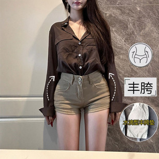 浅卡其美胯热裤 新款 女2026夏季 李李服饰低腰双扣丰胯牛仔短裤