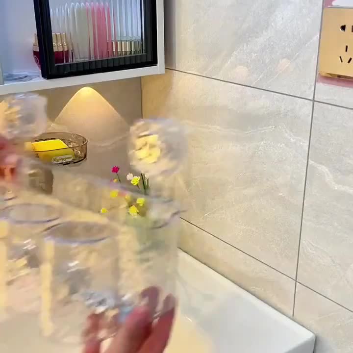 吸盘牙刷架倒挂沥水漱口