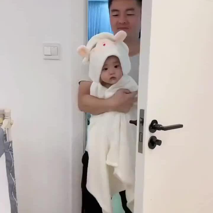 卡通儿童浴巾带帽斗篷男