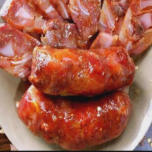 新货四川乐山沐川特产王孃孃自制农家土猪柴火烟熏排骨香肠500g包