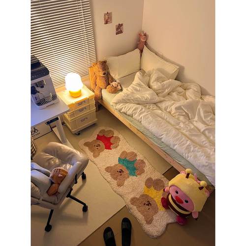 【卧室好物】卧室床边地毯2024新款长条地垫脚垫仿羊绒床前可爱