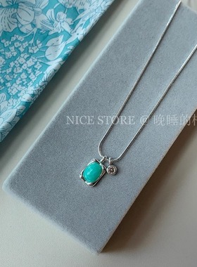 晚睡的桔梗I绿色天然石锆石项链