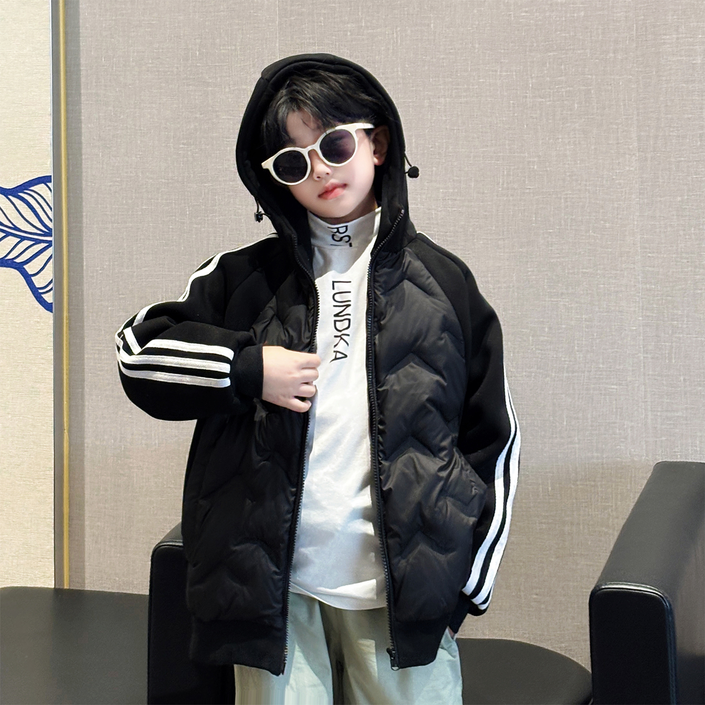 男女童羽绒服外套轻薄校服神器潮