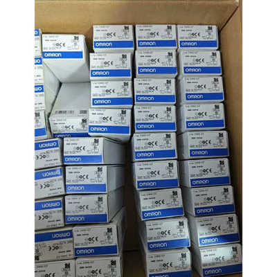 议价安全门开关D4NS-1CF   日本制造  实物拍