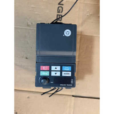 议价众辰变频器H2400S02D2K 2.2KW 380V