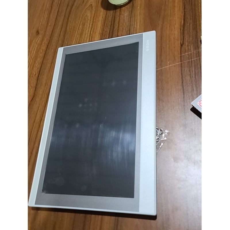 【议价】昆仑通态触摸屏15寸,型号TPC1570gi几乎保护膜完