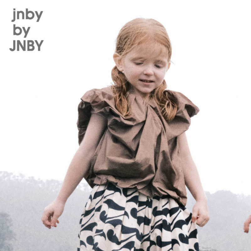 江南布衣童装春夏V领无袖褶皱设计衬衫女童儿童上衣jnbybyjn