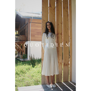 QUOTIDIEN 水溶羊毛呼吸感微透亲肤针织圆领上衣桑蚕丝长袖宽松款
