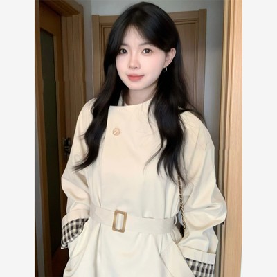 今年流行爆款收腰风衣女2