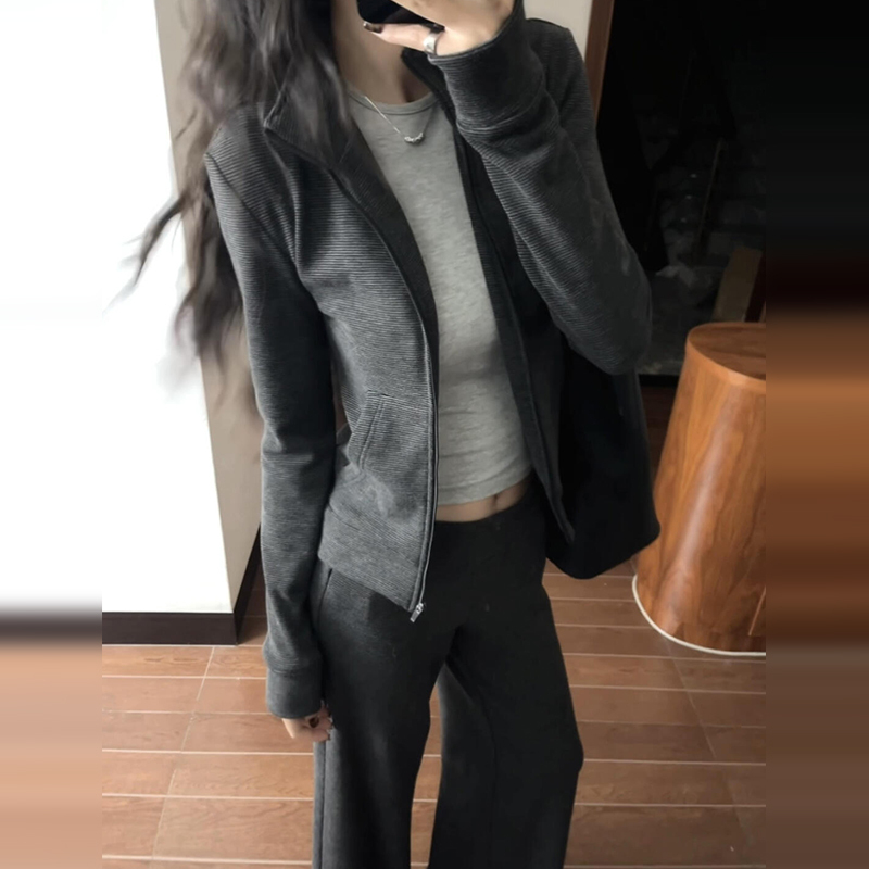 开春穿搭一整套春季职业两件式套装女2025新款超火高级感学院风休