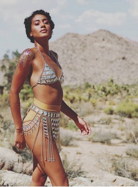 2019欧美新款配饰 复古时尚亚克力文胸腰链 多层几何身体链套装