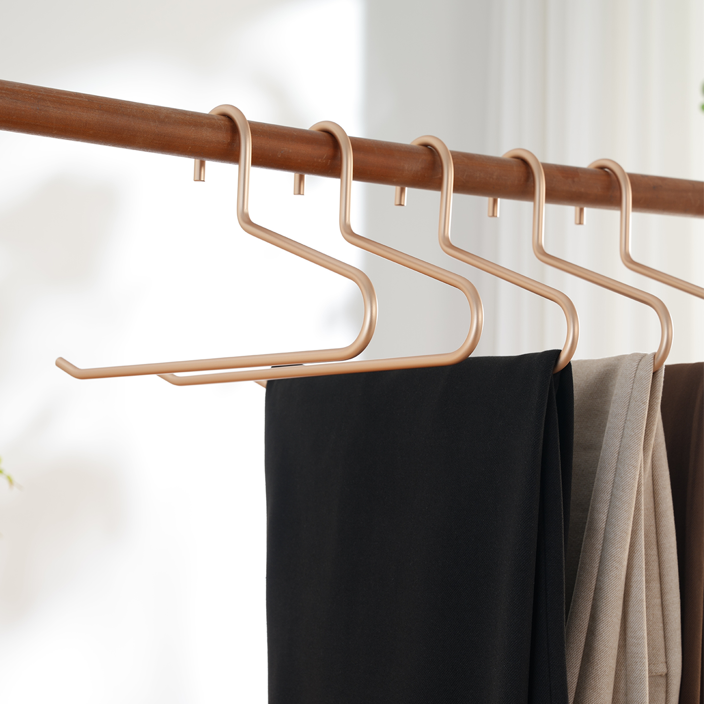 梵安铝合金干湿两用衣柜收纳裤架