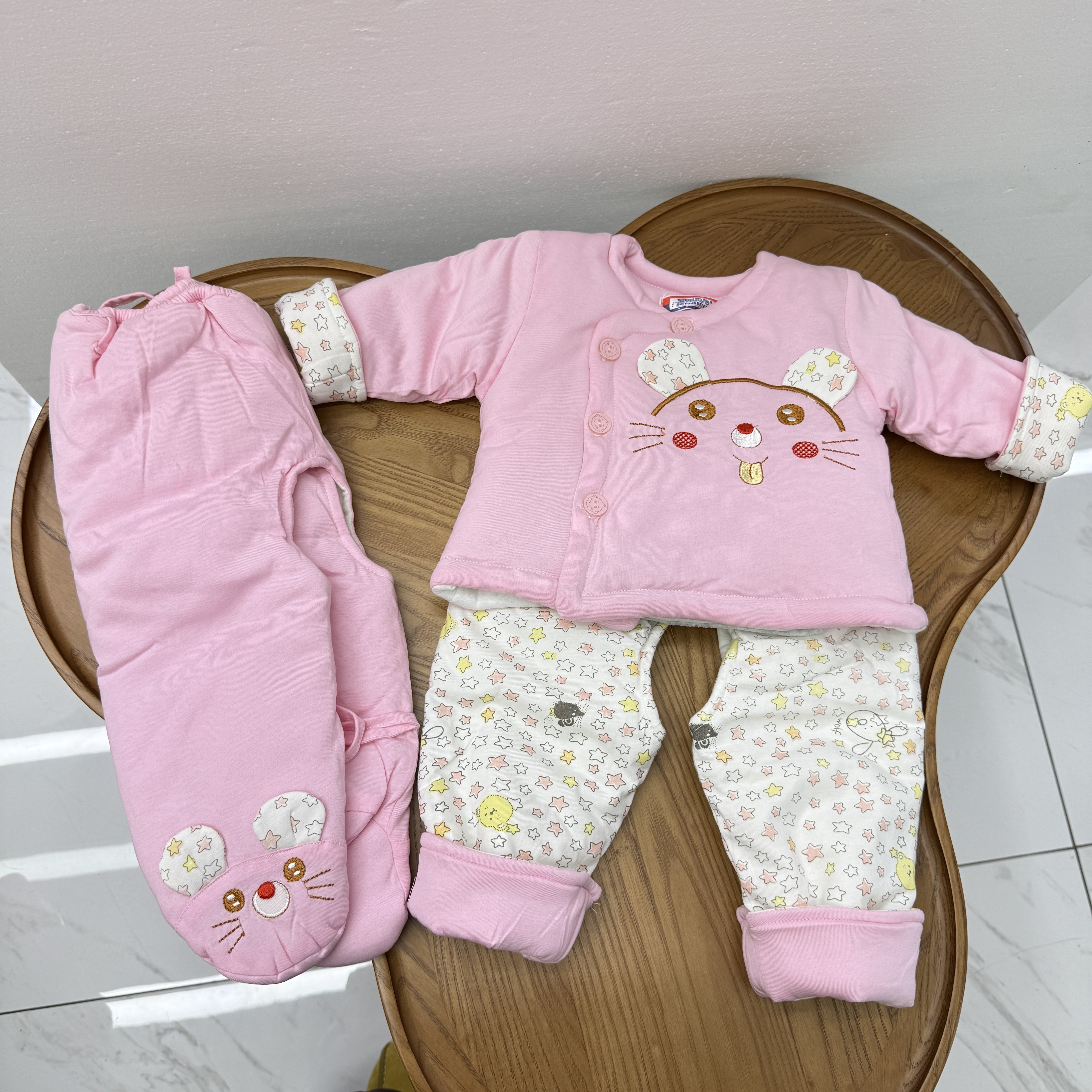 婴格朗迪S8208大耳鼠开档棉套装