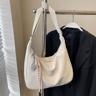 简约休闲软面大容量单肩腋下包包女新款时尚百搭通勤斜挎包饺子包