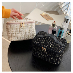 化妆包女2023新款大容量可爱便携旅行手提包外出高级感洗漱收纳包