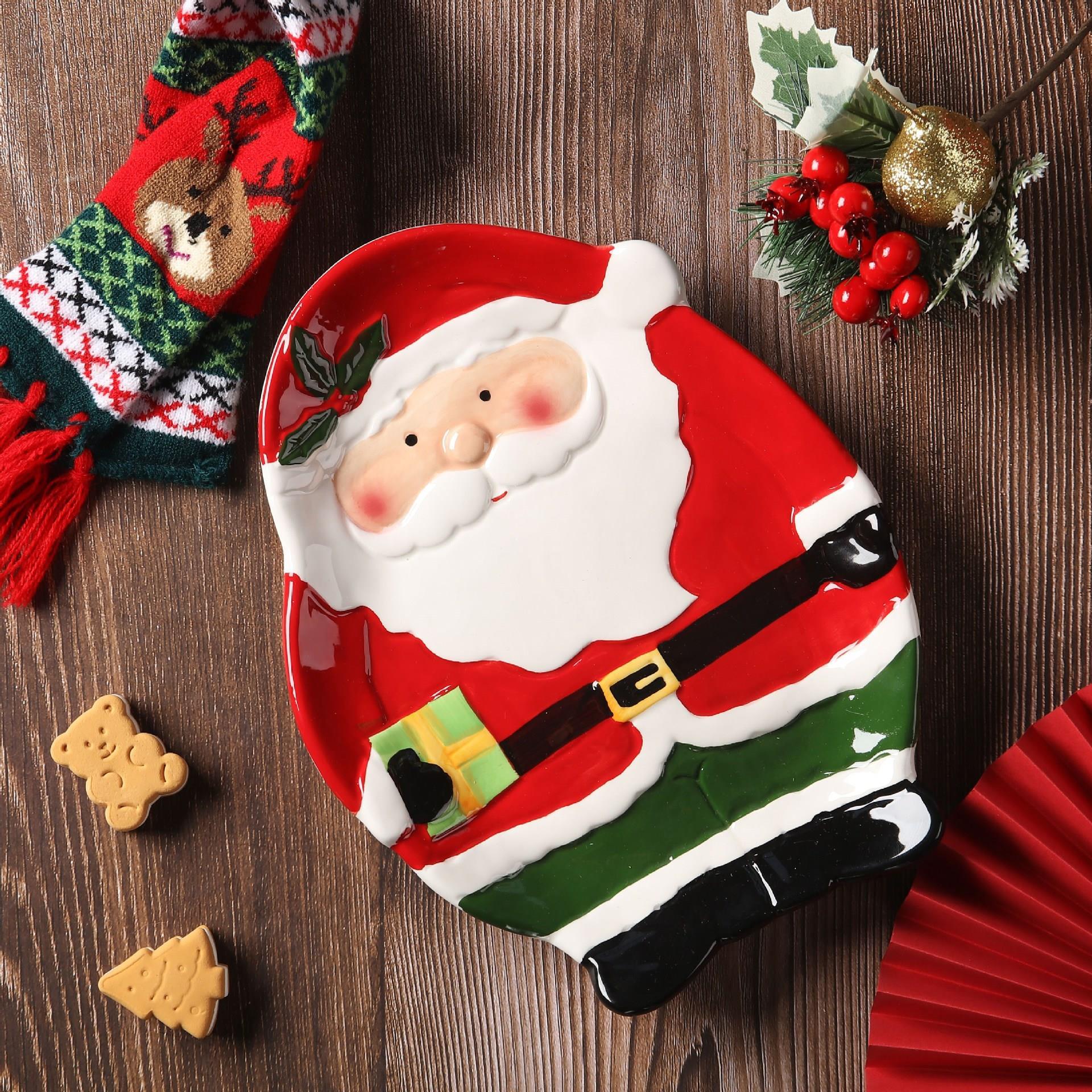 圣诞餐具立体手绘出口圣诞老人松树异形陶瓷盘早餐盘甜品点心碟子