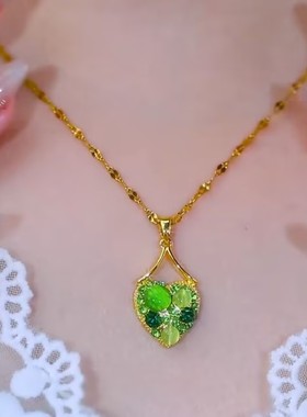 小清新绿色水晶爱心项链女时尚爆款百搭轻奢气质小众设计感项链女
