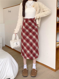 大码格子毛呢半身裙今年流行红色中长裙女秋冬胖MM松紧腰包臂长裙