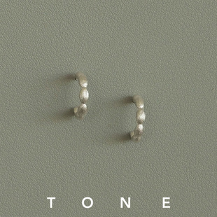 TONE 丝绸光泽手工拉丝耳圈耳夹硅胶球高级感简约气质无耳洞耳钉