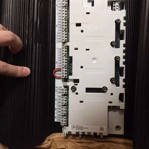 RDCU-02C RDCU-12C ACS800主板有包装议价