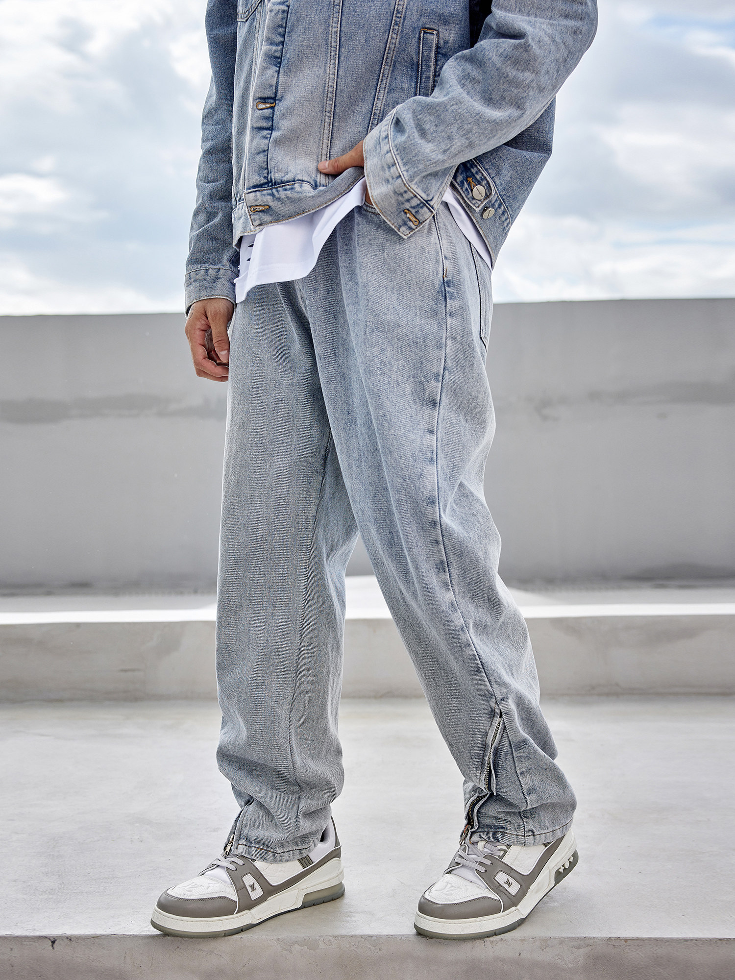 LUJIAMEN 가을 새로운 캐주얼 다목적 스포츠 청바지 남성용 느슨한 피트니스 대형 스트레이트 바지