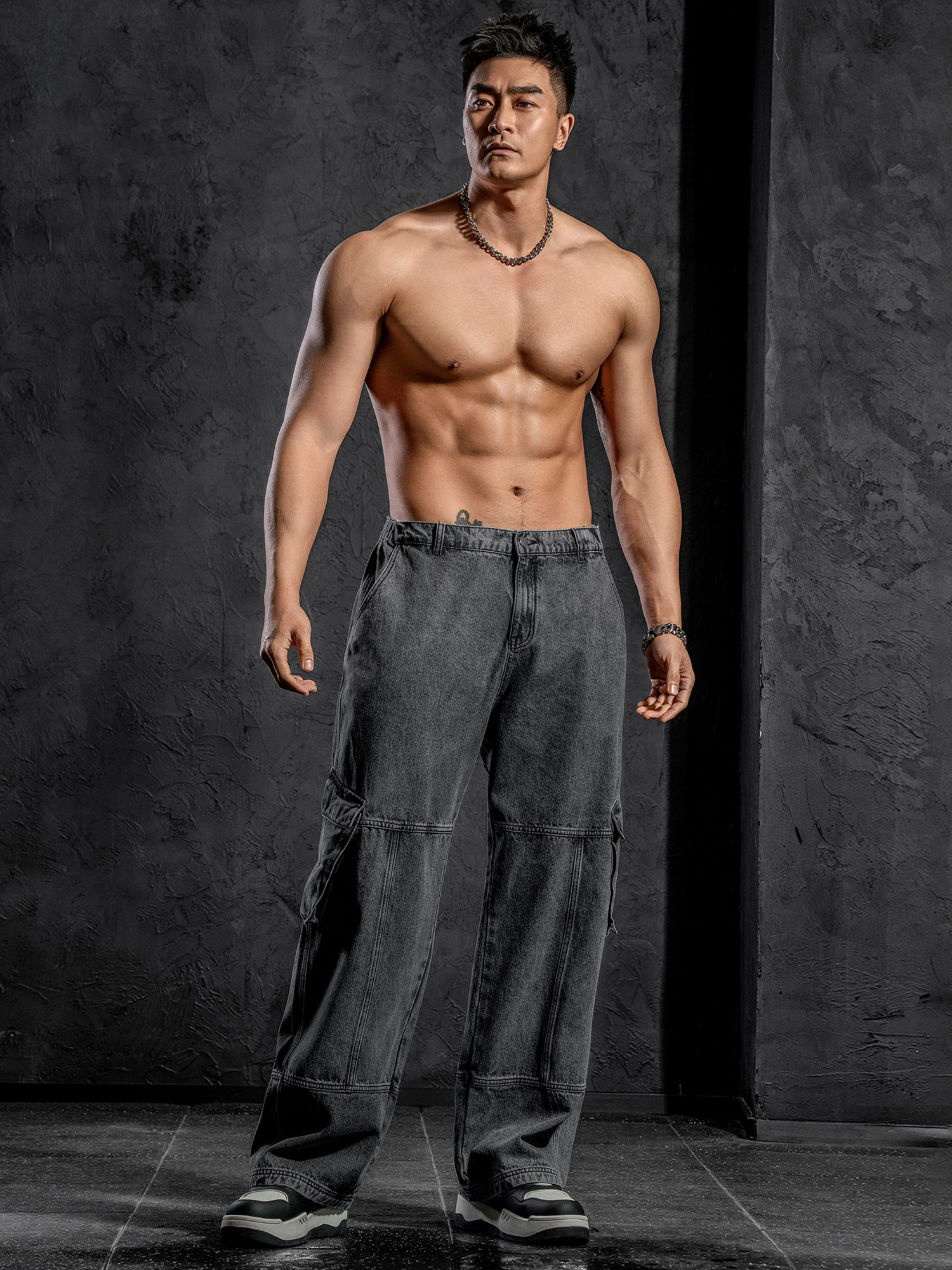 LUJIAMEN 봄 느슨한 캐주얼 작업복 스타일 바지 남성용 피트니스 스포츠 대형 워시 블랙 스트레이트 청바지