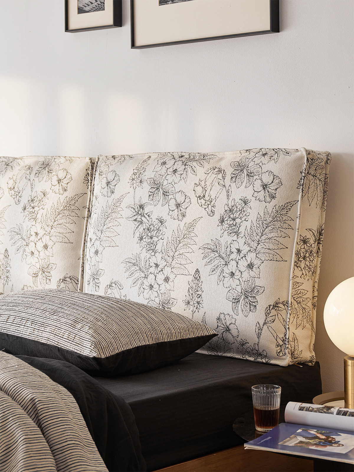 Wabi-Sabi风格床头靠垫悬挂床头软包装豆腐块双层靠背经典的榻榻