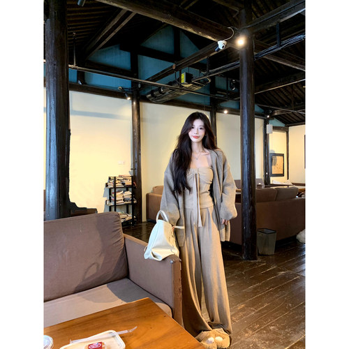 一颗甜桃yikett《慵懒感天菜》早秋长袖针织开衫外套休闲裤套装女