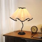 ins现代简约台灯卧室床头灯创意花瓣侘寂风民宿样板间装 饰小夜灯