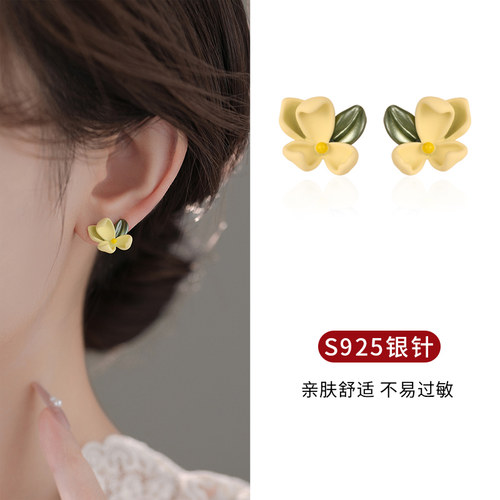 LNIEER温柔甜美耳钉亲肤养耳洞