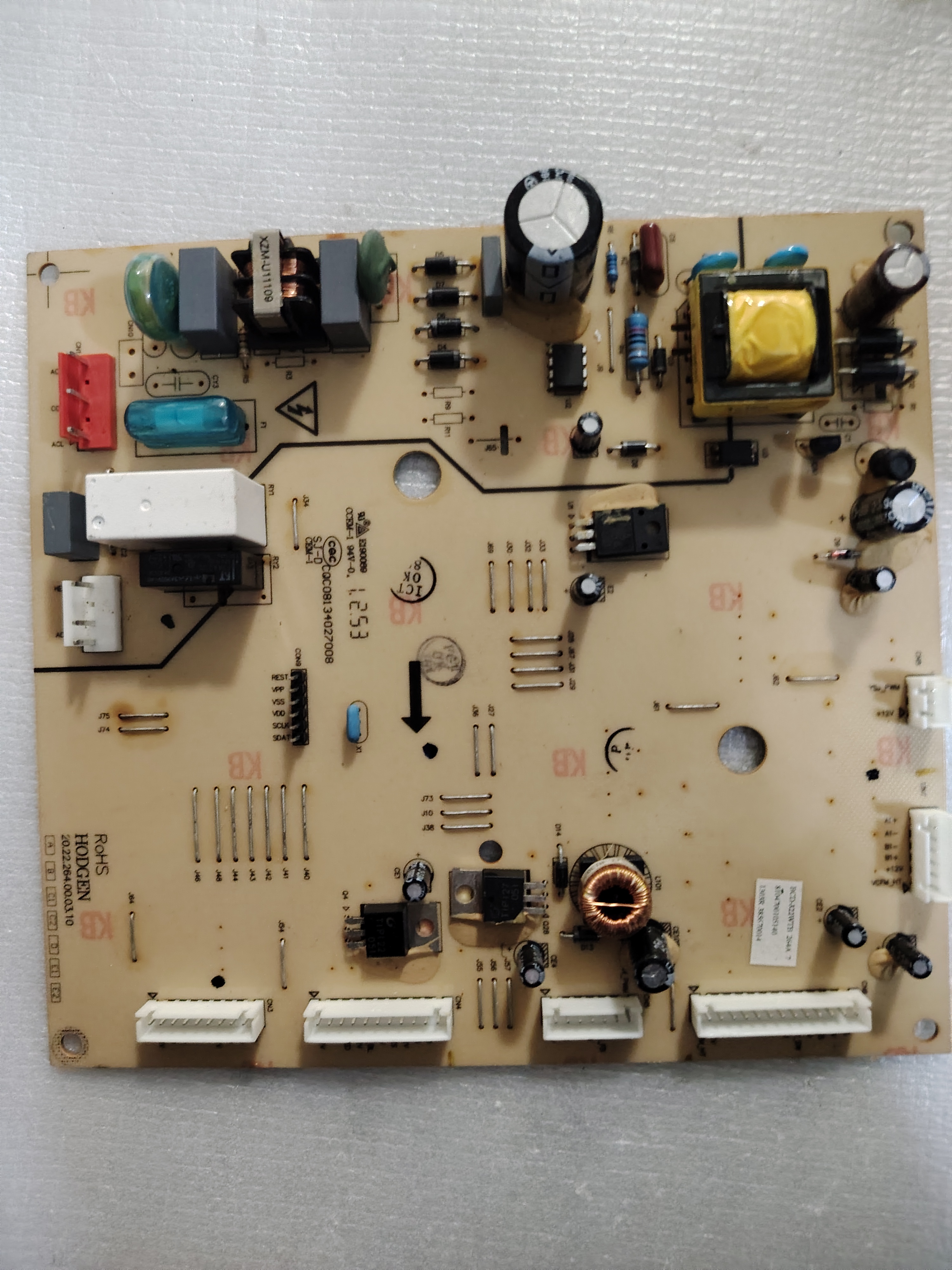 三洋冰箱电脑板8104700107140