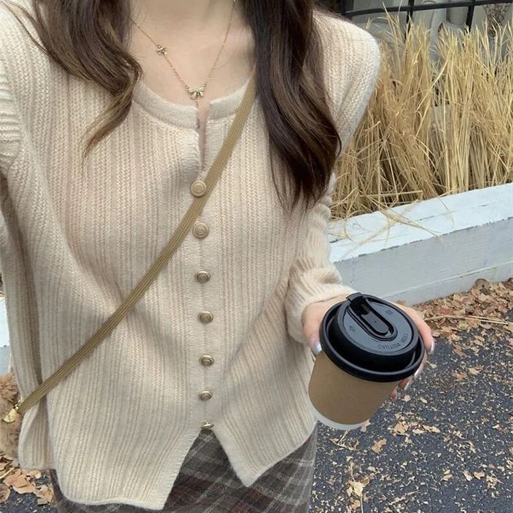 v领正肩针织衫秋装女款20