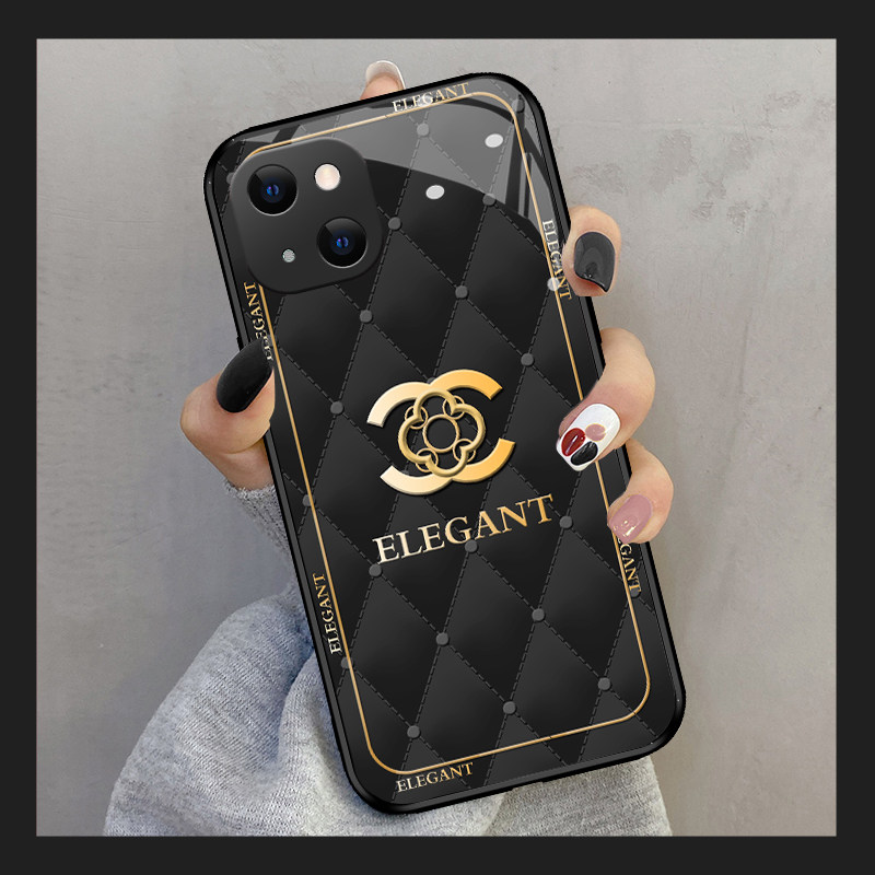 大牌黑色菱格适用iPhone16plus手机壳新款14pro玻璃11mini时尚12潮XSmax奢华xr高档x女生6s硅胶7防摔8p保护套