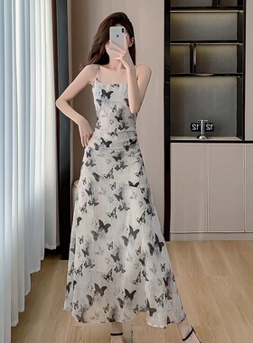 茶歇法式无袖吊带碎花连衣裙子女夏季2024新款高级感收腰显瘦长裙