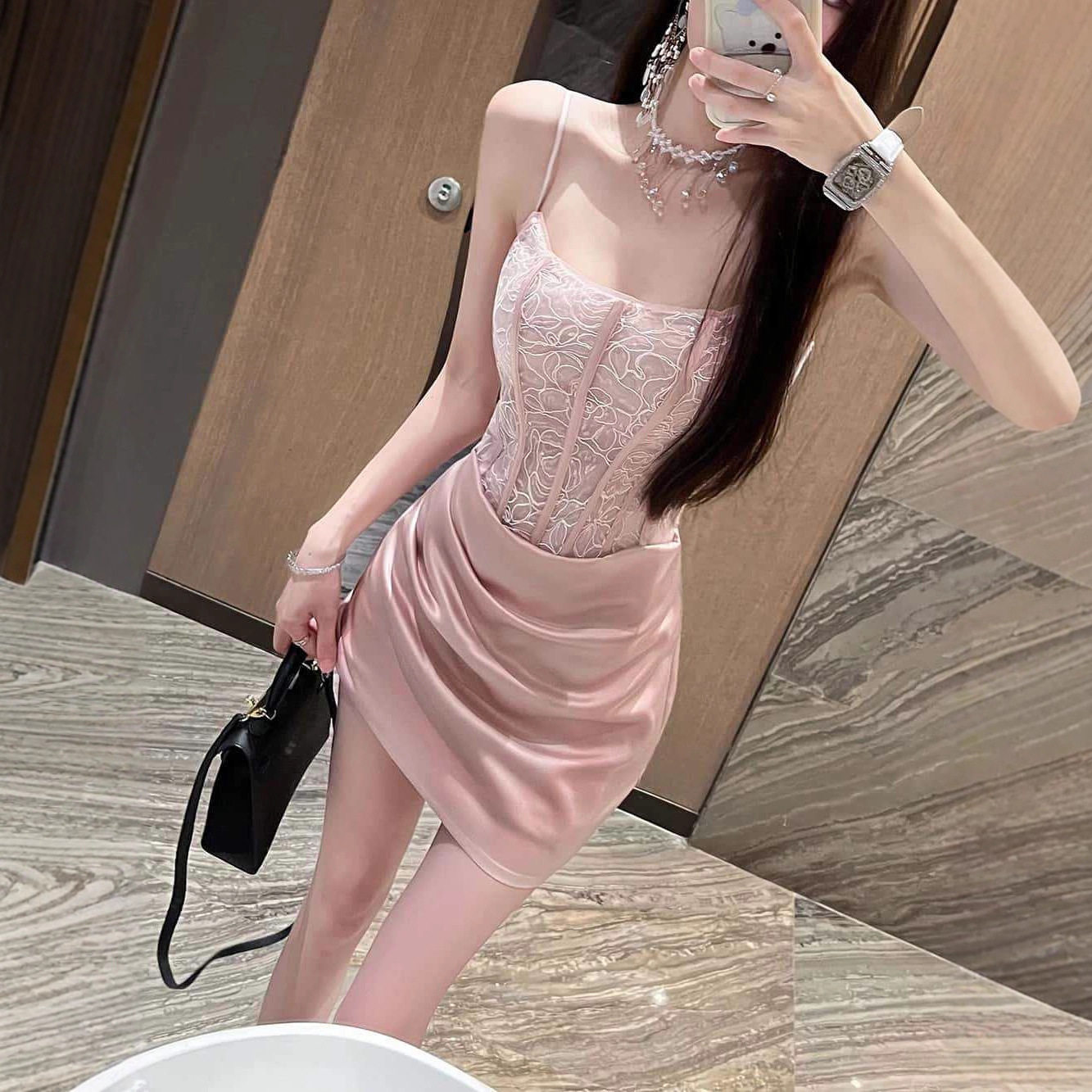 高级感吊带连衣裙粉色蕾丝刺绣拼接生日礼服裙女鱼骨修身收腰短裙