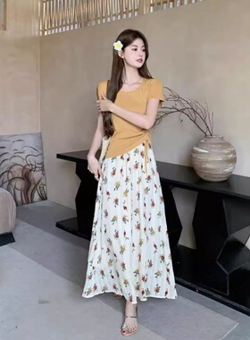 2024夏季新款抽绳气质显瘦短袖T恤设计感上衣高腰温柔碎花半身裙