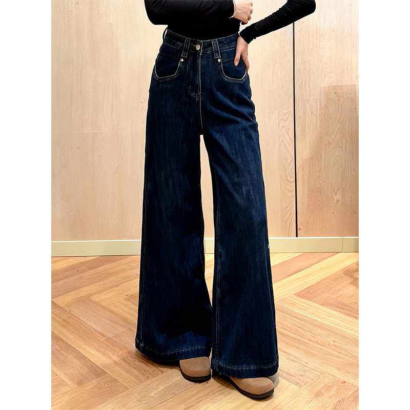 加绒加厚高级感深蓝微喇牛仔裤女