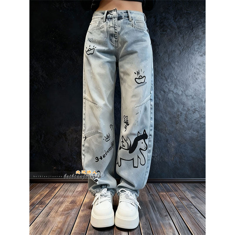 复古时尚洋气卡通涂鸦牛仔裤女2026早春梨形身材显瘦百搭直筒长裤,女装/女士精品,大码裤装,淘宝优惠券,粉丝福利购,淘宝优惠卷