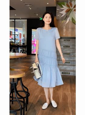 简单大方蓝色连衣裙女2026夏季新款好看独特高端精致气质显瘦裙子