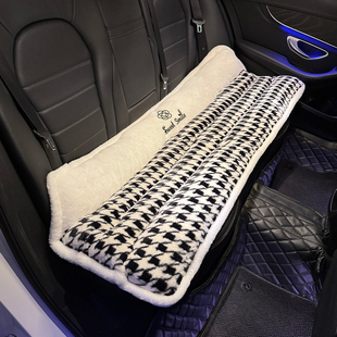 汽车坐垫冬季毛绒保暖座垫四季通用后排座椅套简约大气车载座垫