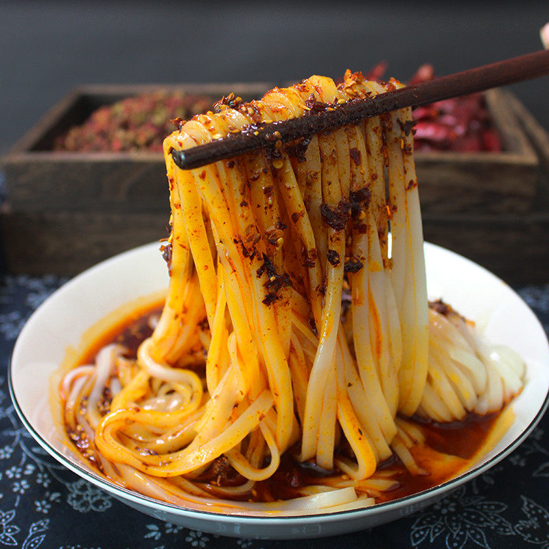 香辣美味早餐正宗汉中米皮真空面皮速食陕西特产凉皮免煮开袋即食