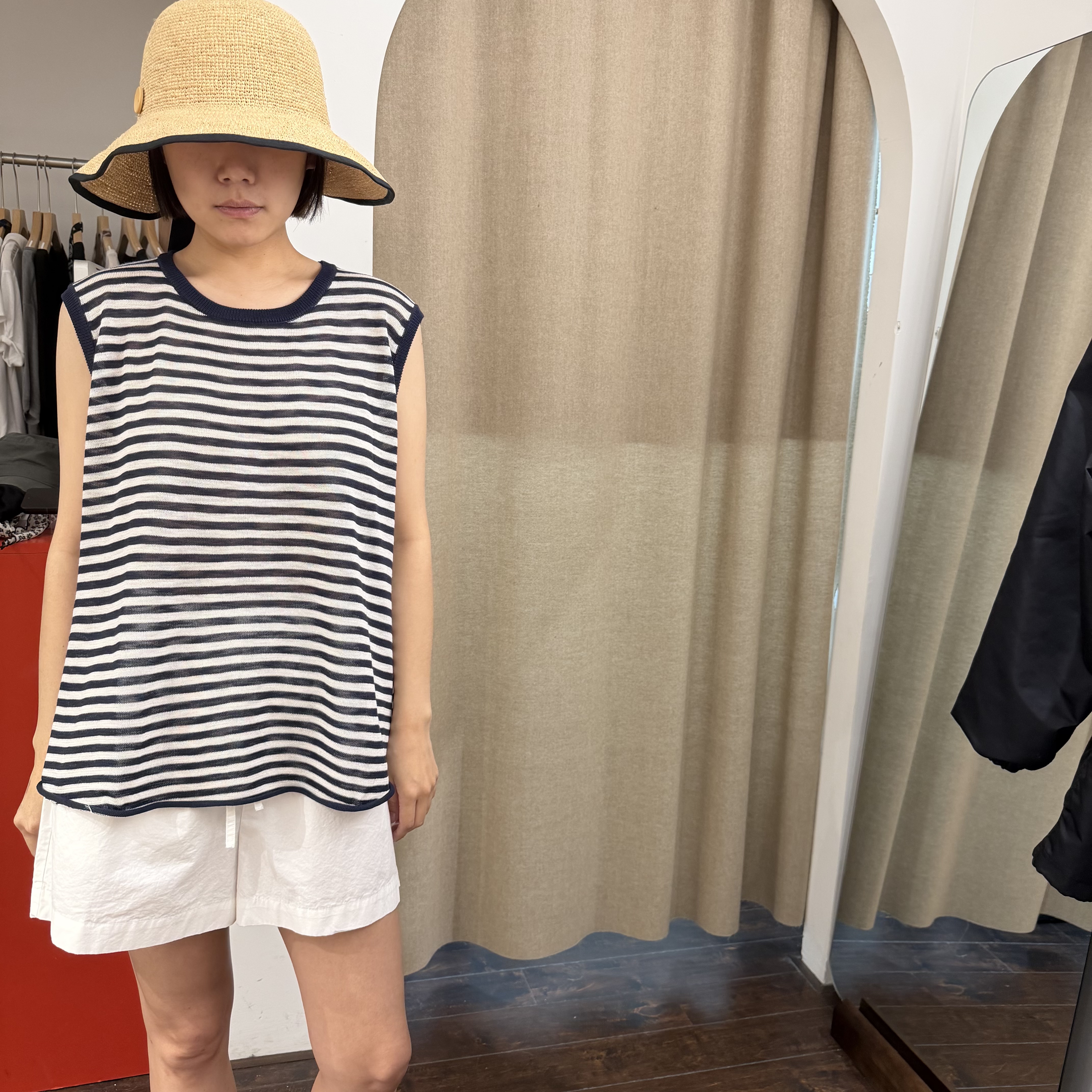 夏季新款时尚韩系百搭显瘦薄款凉感镂空蓝色条纹针织无袖背心Tee